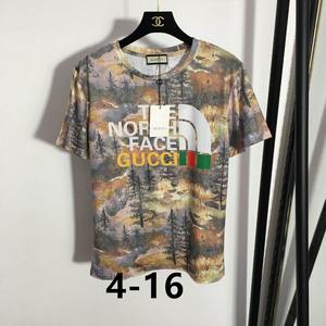 Gucci Women's T-shirts 47